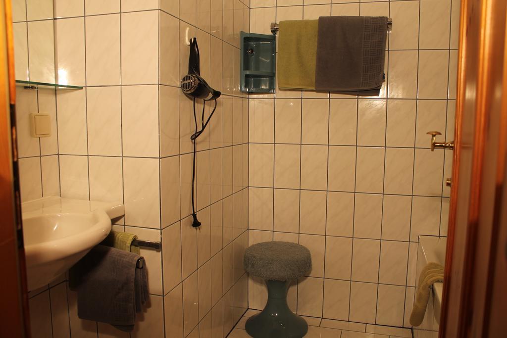 Haralds Ferienwohnungen Bad Kleinkirchheim Ruang foto